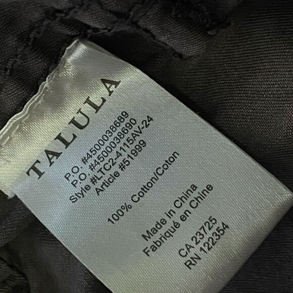 𝅺ARITZIA Talula Camo Trooper Jacket size XS - Picture 6 of 8